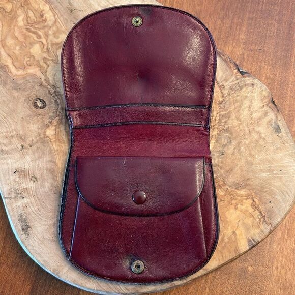 Vintage Leather Billfold Wallet Coin Purse - Picture 3 of 10